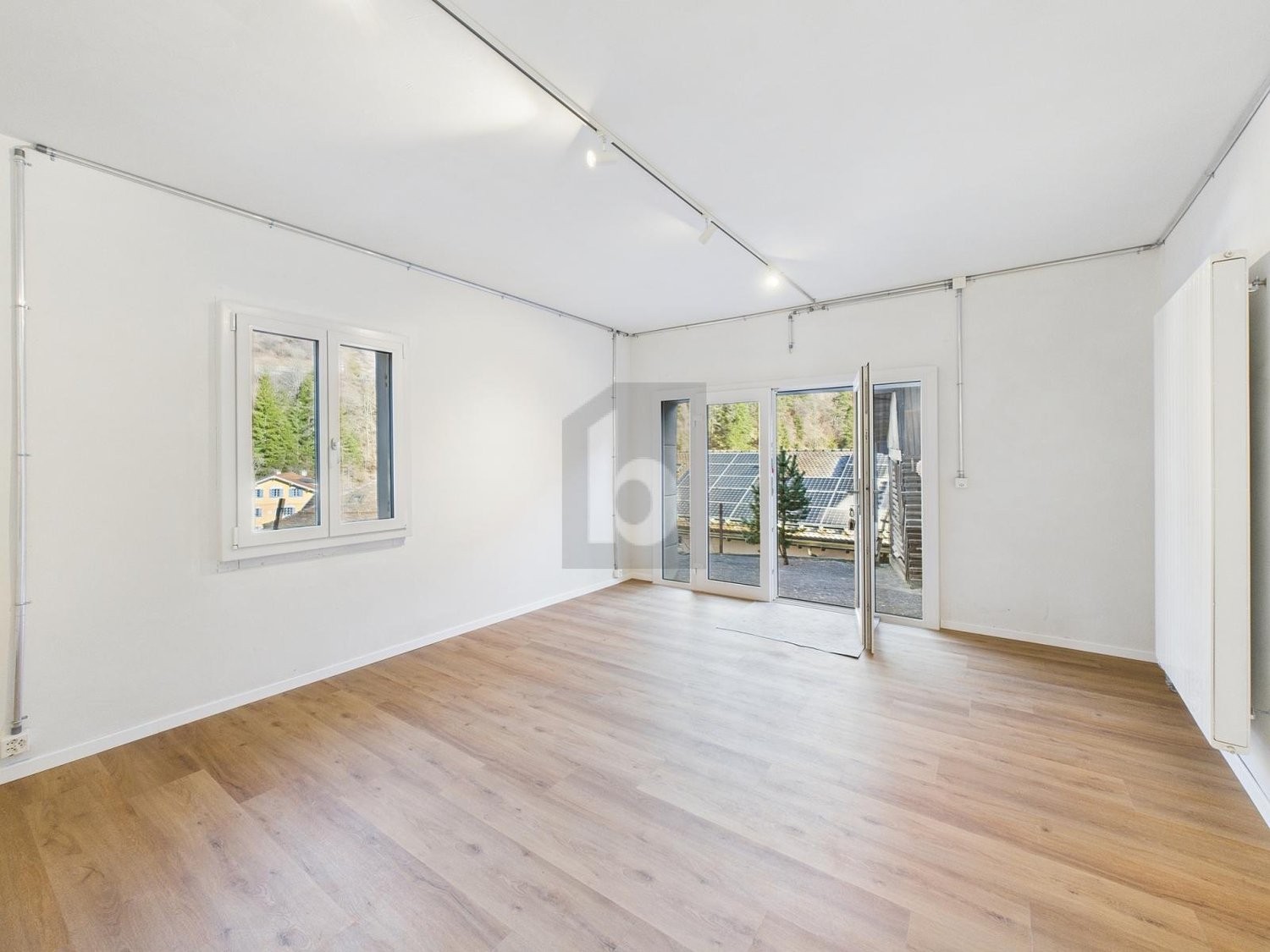 25m² office