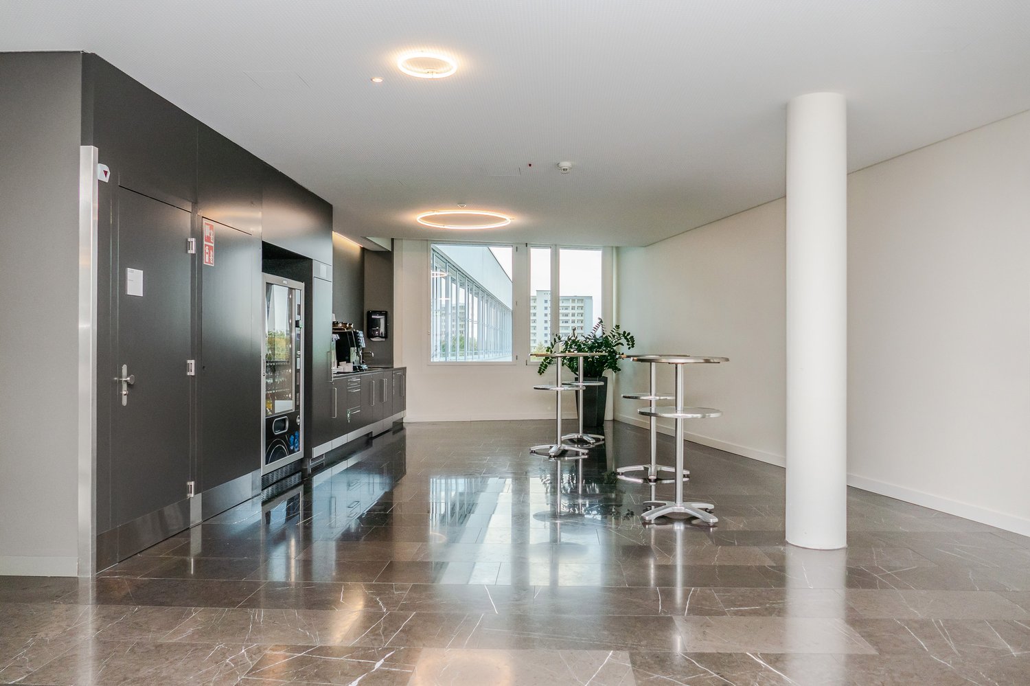 570m² Büro, Foto 9 von 10