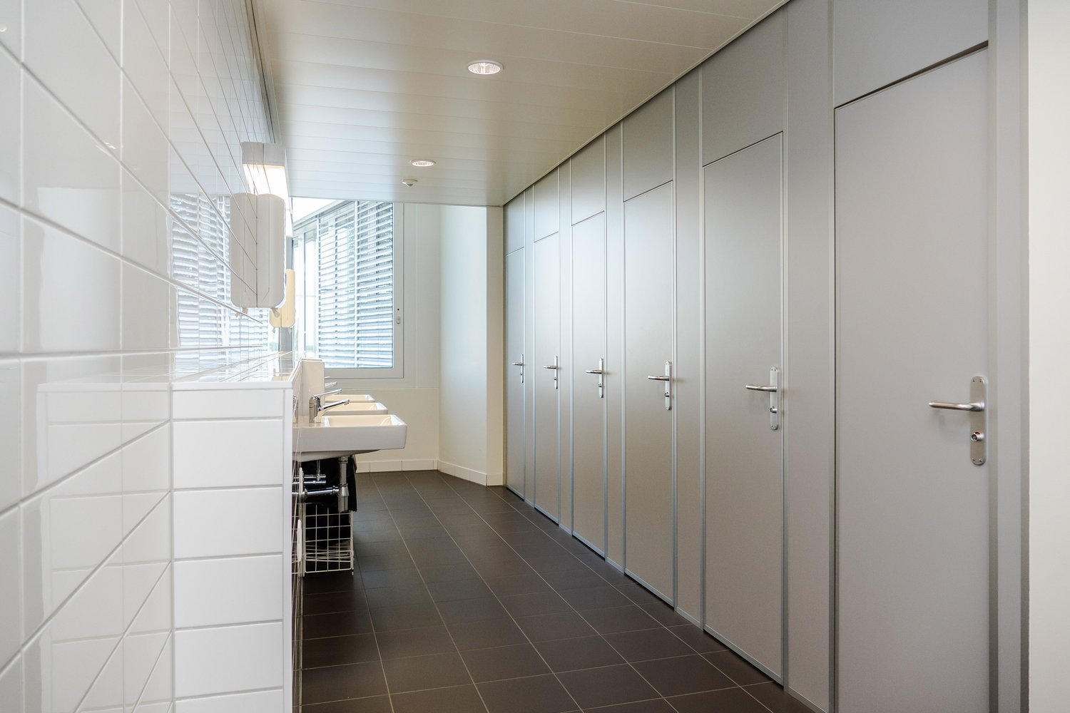 570m² Büro, Foto 10 von 10