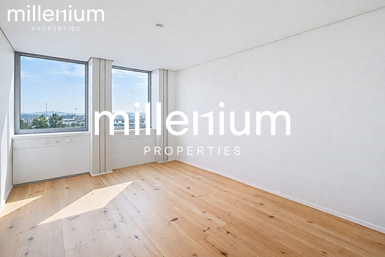 330m² office, photo 3 of 9