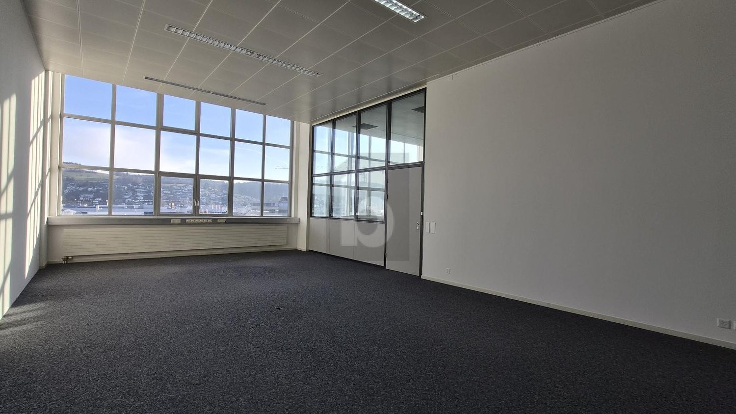 78m² office