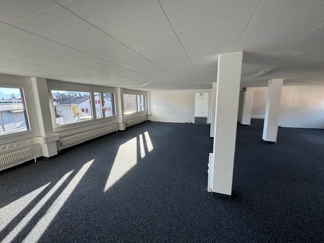 Office, Foto 1 von 10