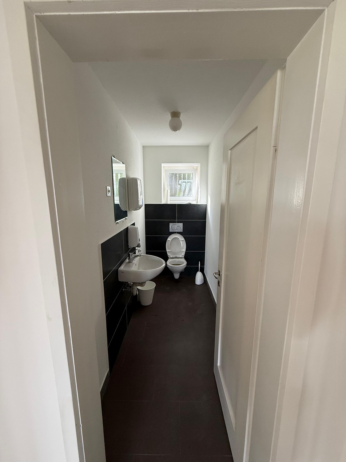 70m² office