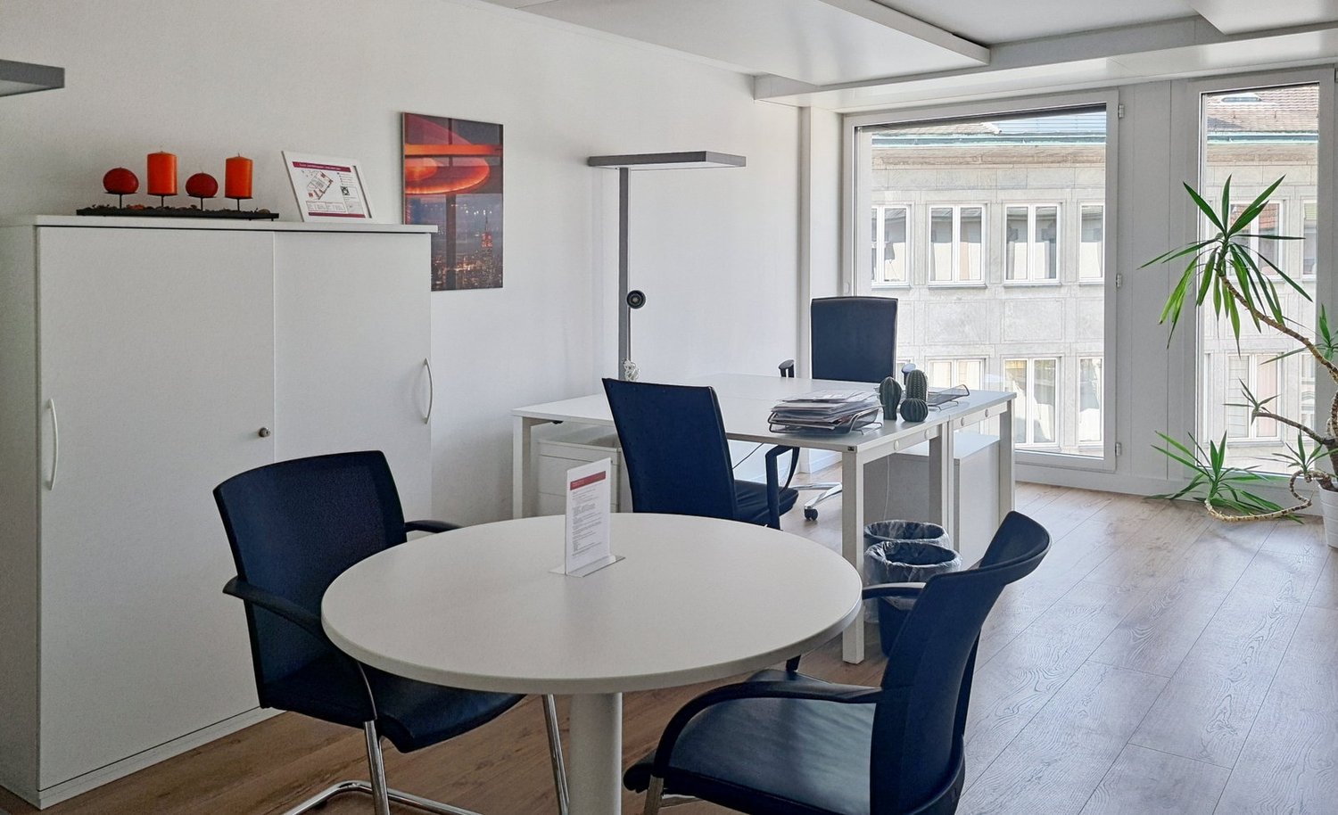 220m² office, photo 8 of 10