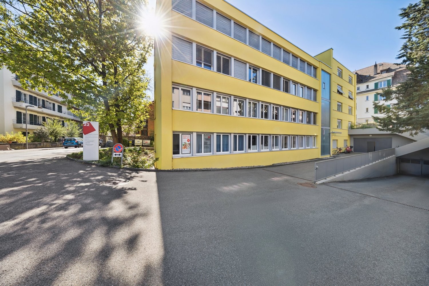 185m² office