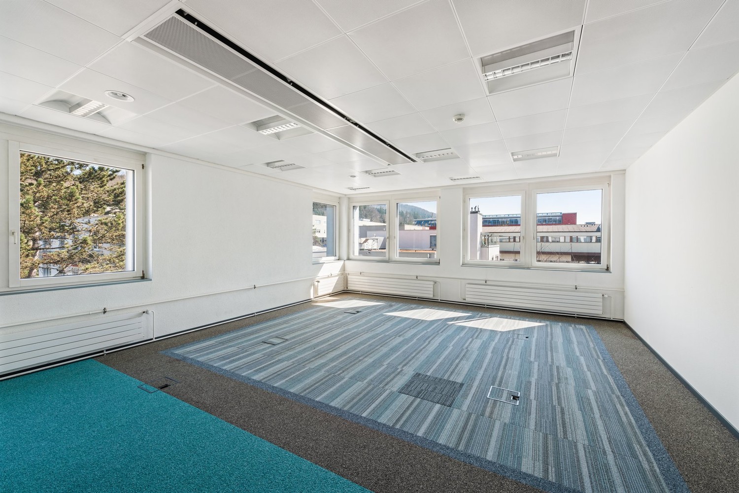 Office, Foto 2 von 6