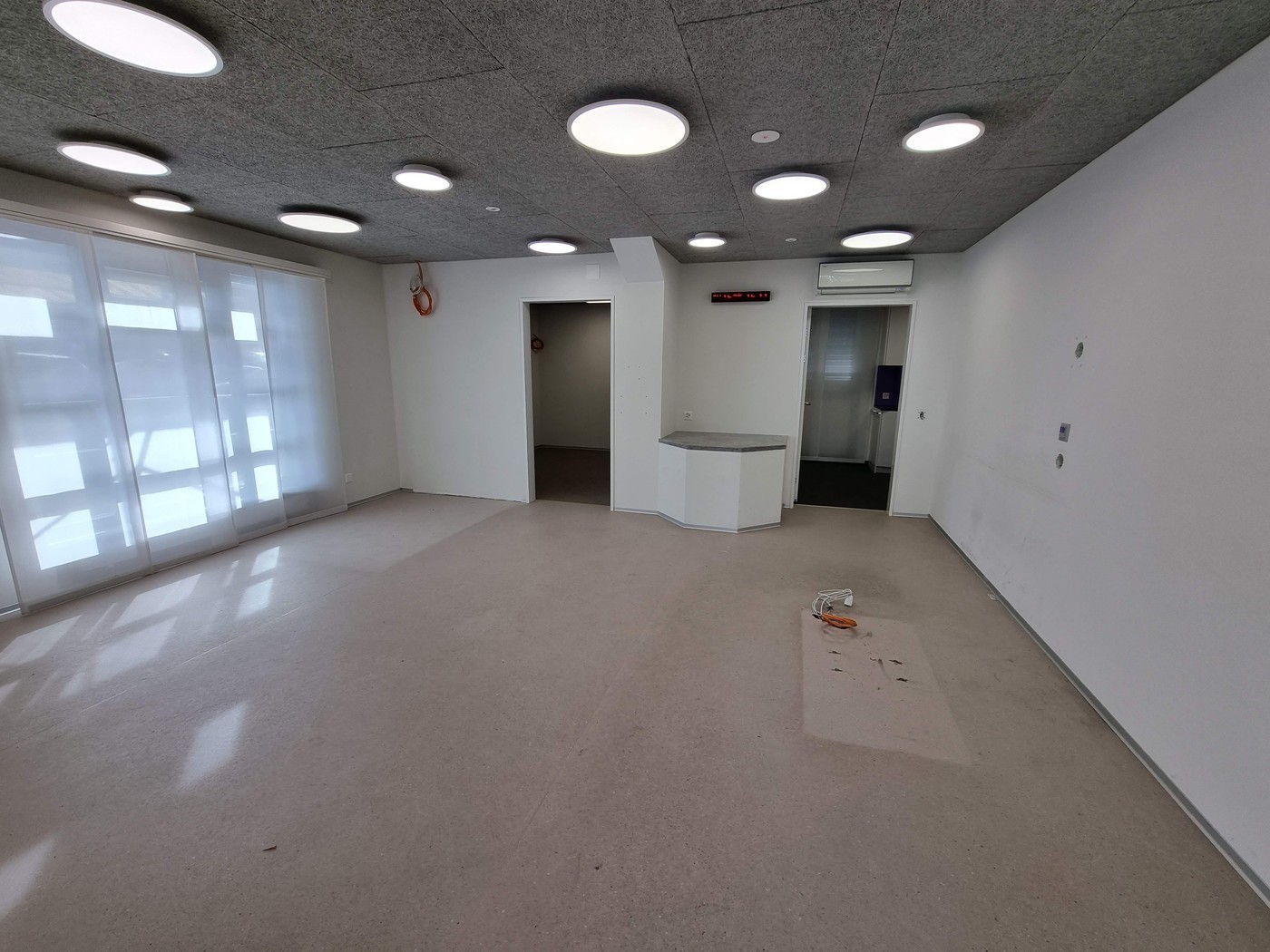 141m² office, Foto 3 von 5