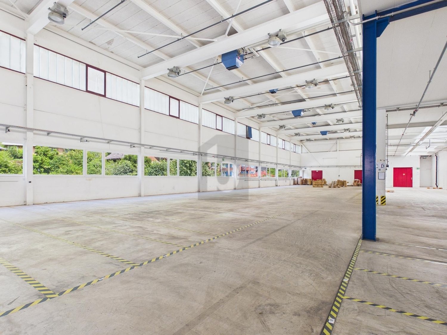 1336m² industrial object, Foto 1 von 4