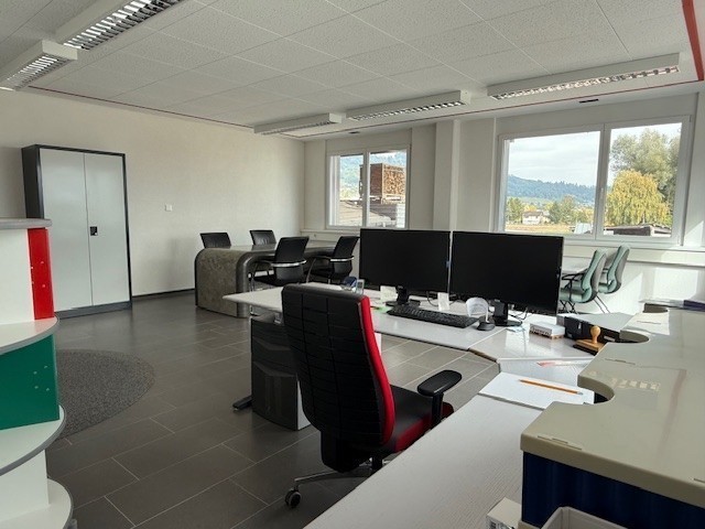 44m² commercial