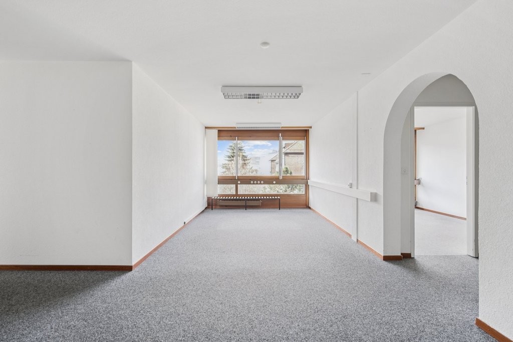198m² Büro, Foto 6 von 10