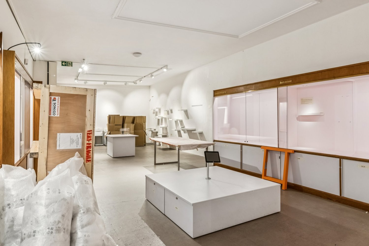 172m² office, Foto 4 von 7