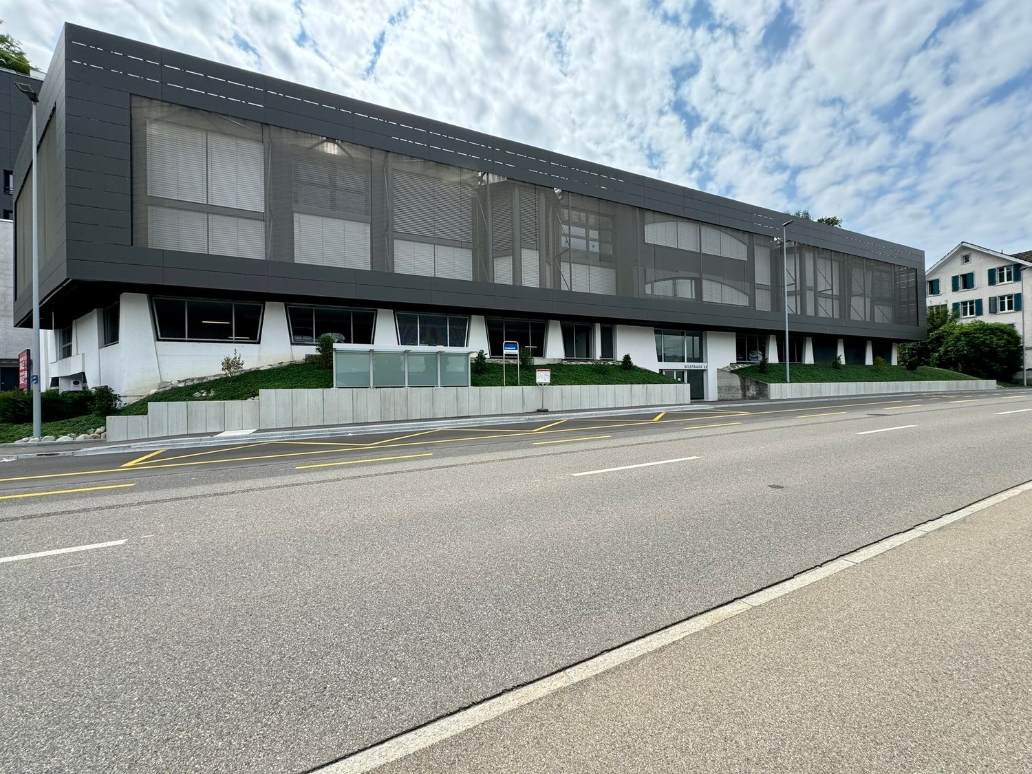 257m² commerciale, foto 1 di 10