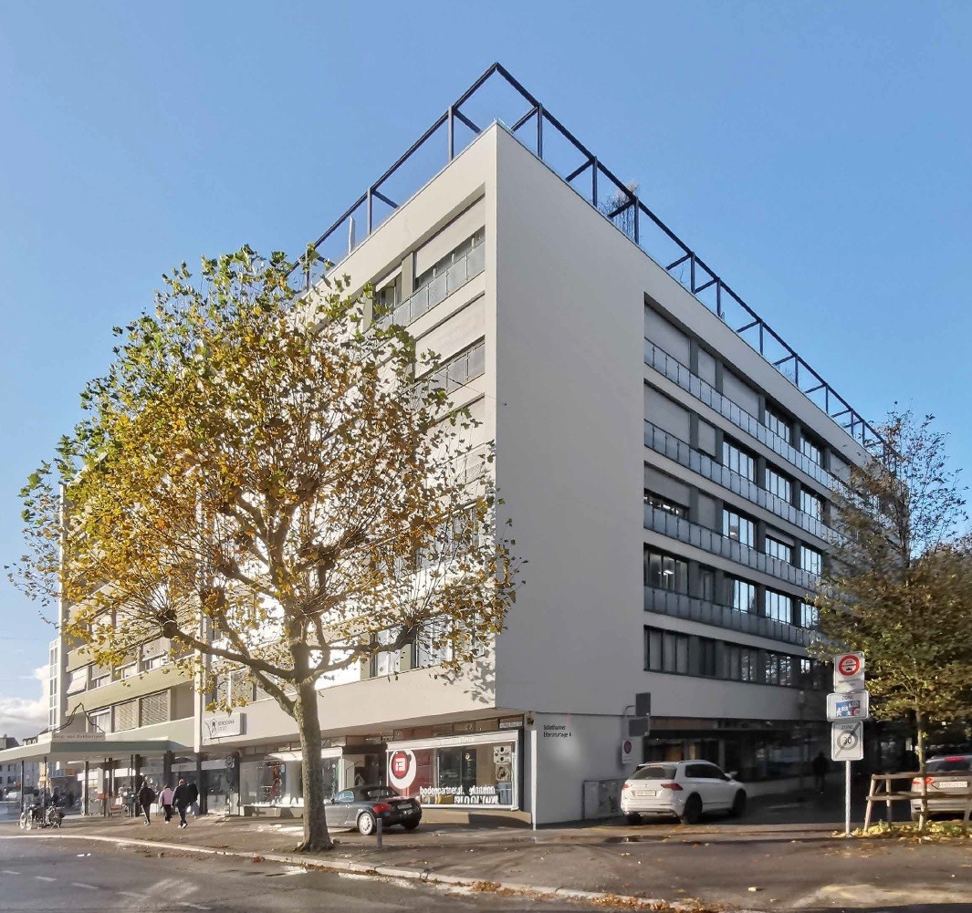 180m² office