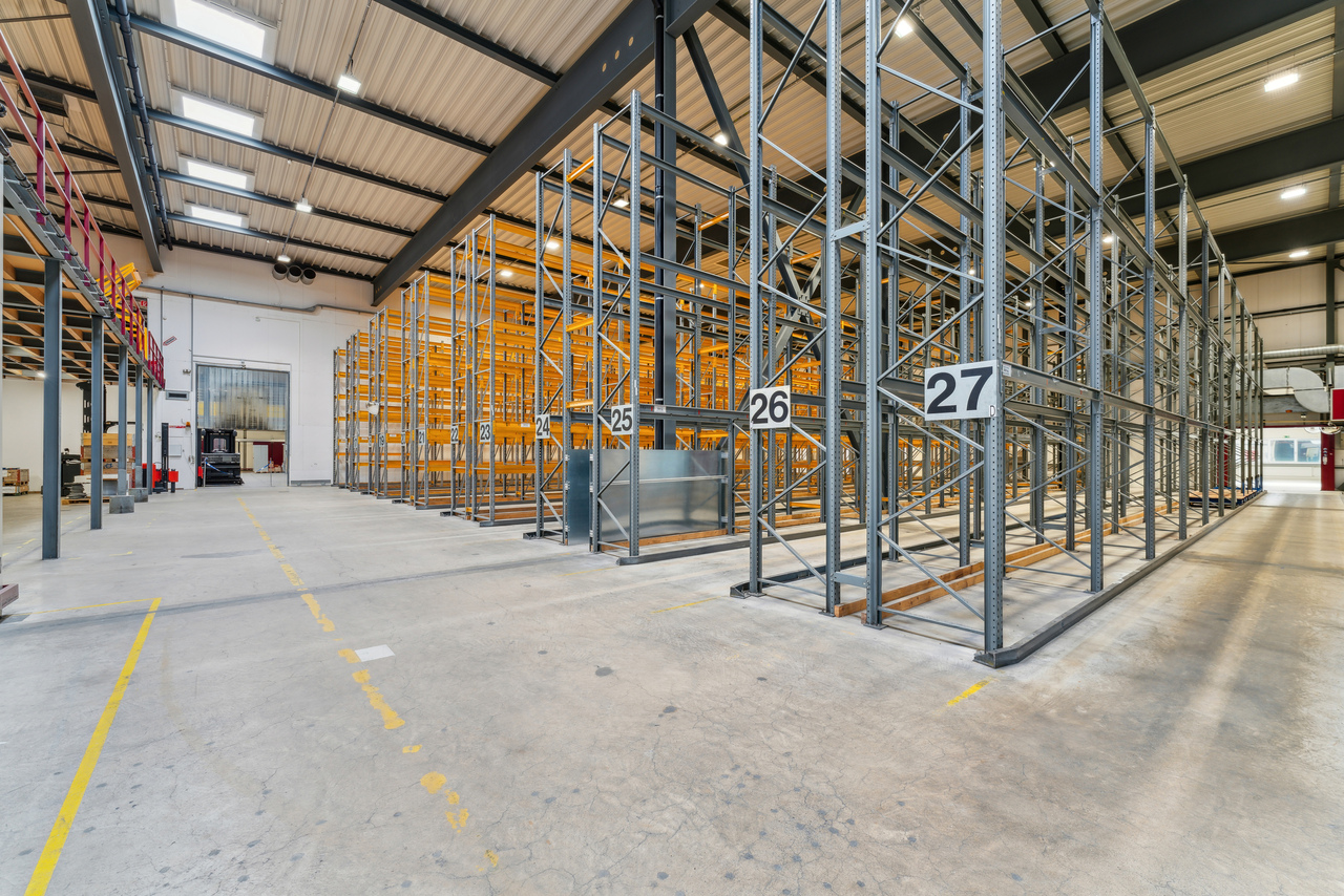 3105m² Lagerraum, Foto 1 von 4