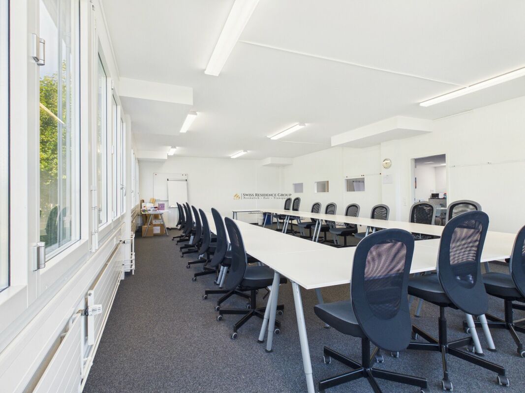 194m² commercial, Foto 1 von 9