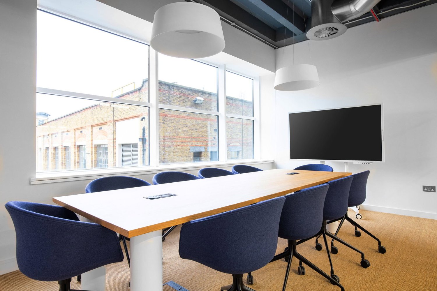 225m² Büro, Foto 5 von 9