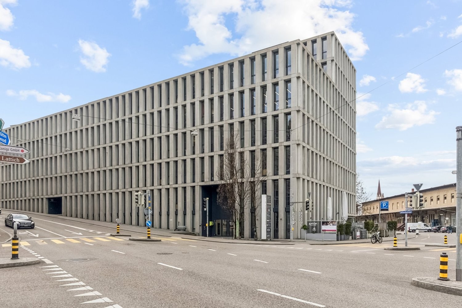 348m² office, Foto 1 von 9