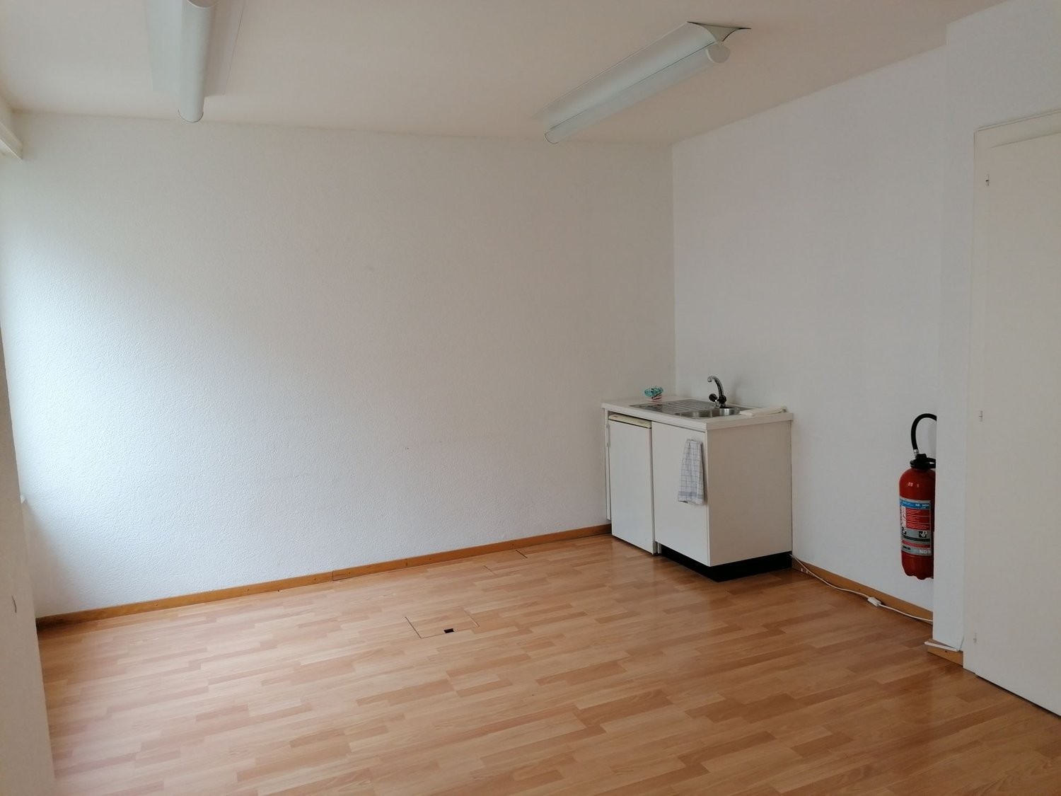 110m² office