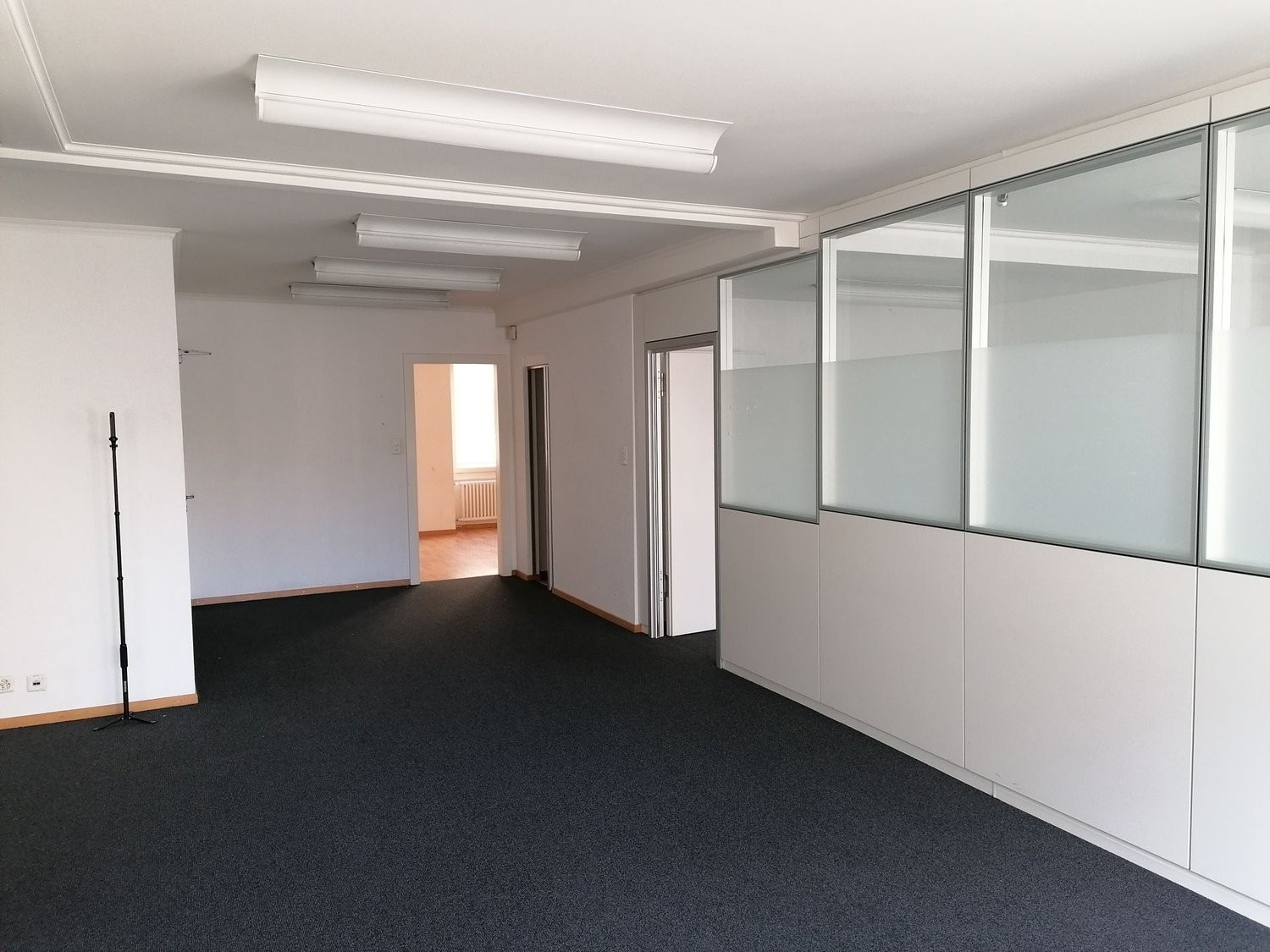 110m² office