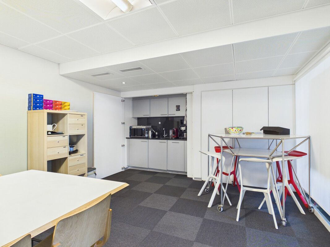 164m² office, Foto 4 von 7