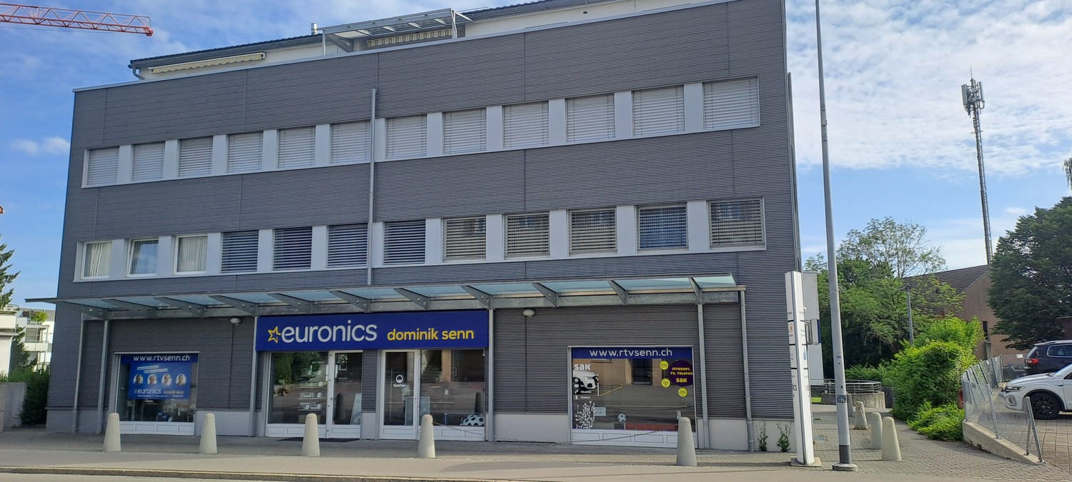 negozio di 190m², foto 1 di 10