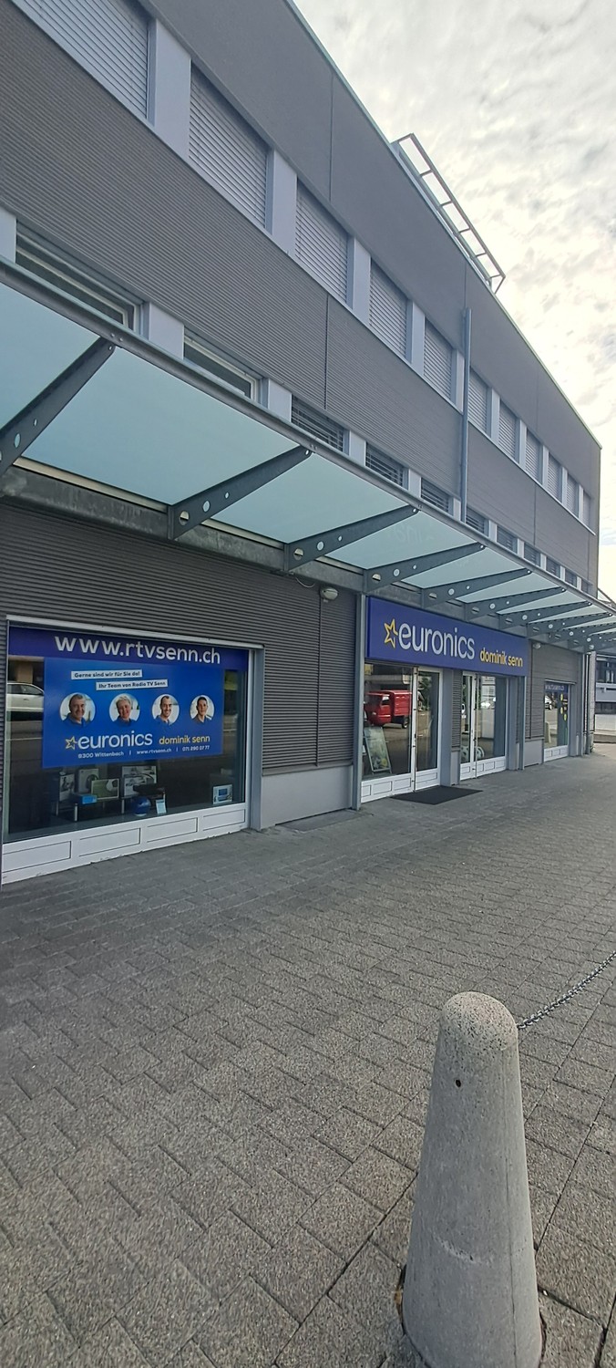 negozio di 190m², foto 2 di 10