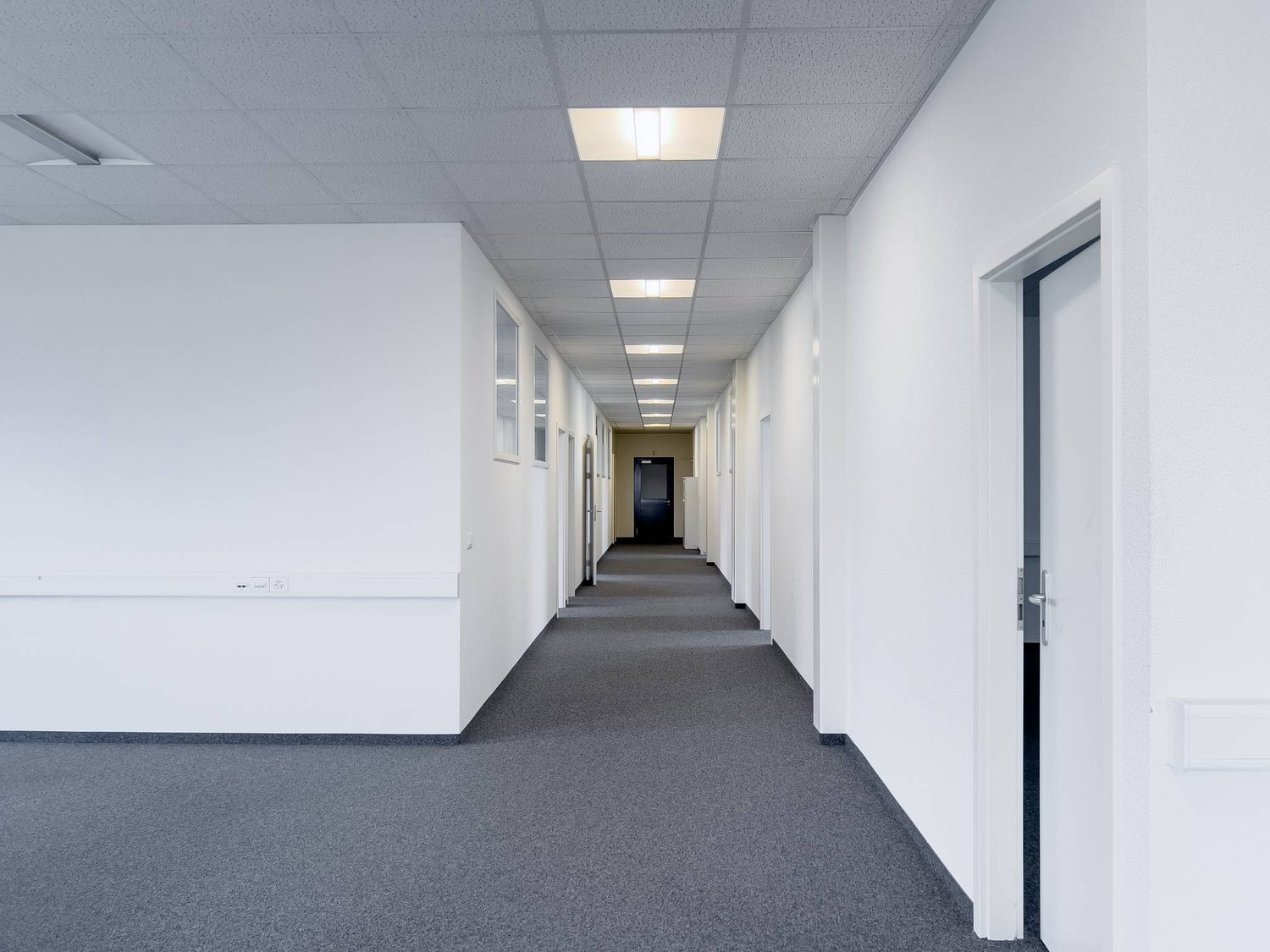 400m² Büro, Foto 4 von 7