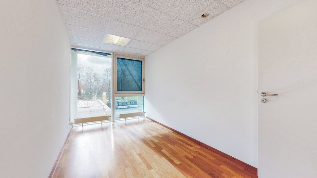 64m² office, photo 3 sur 7