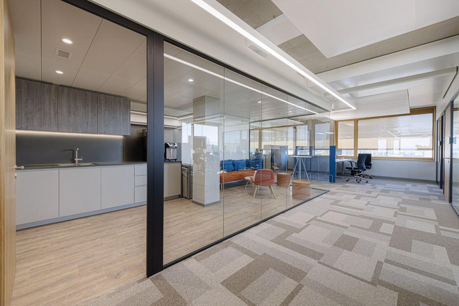 923m² Praxis