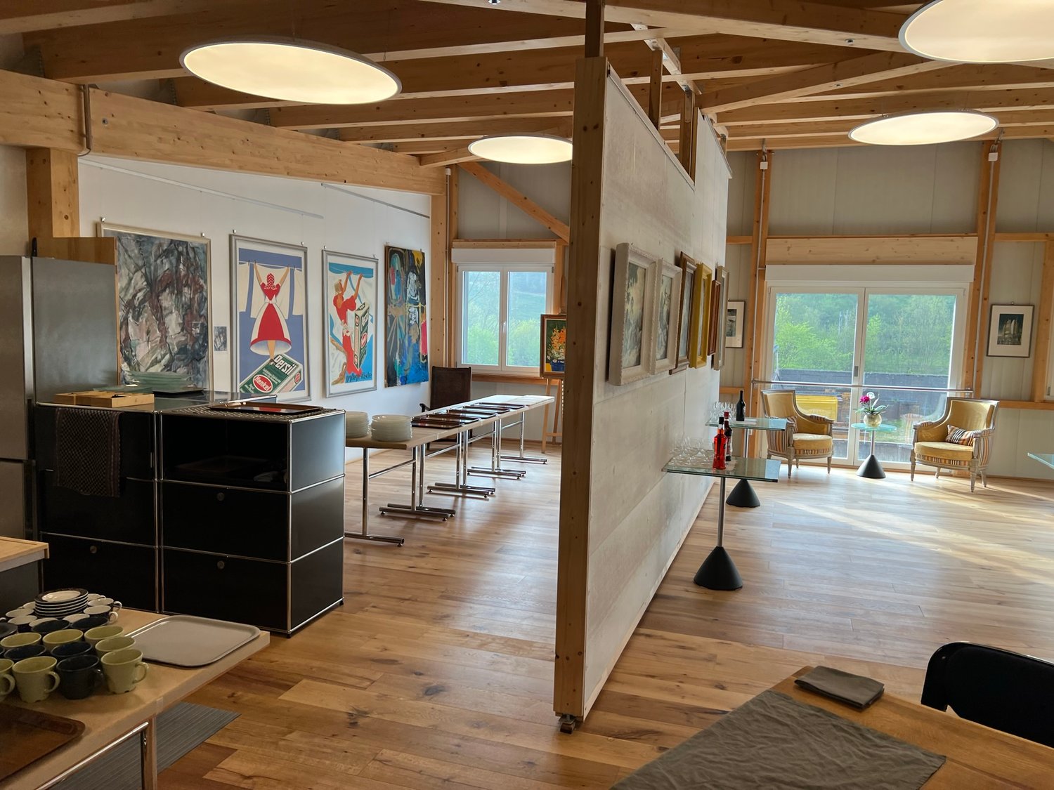 120m² commercial