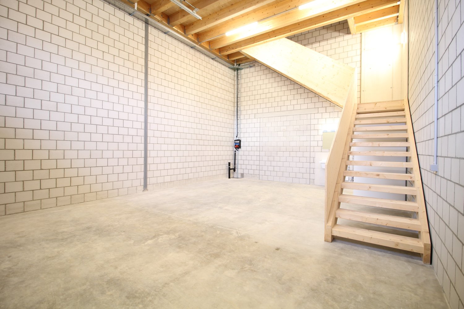110m² commercial, Foto 5 von 10