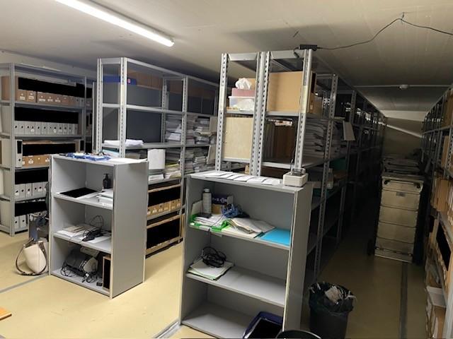 37m² storage room, photo 3 of 3