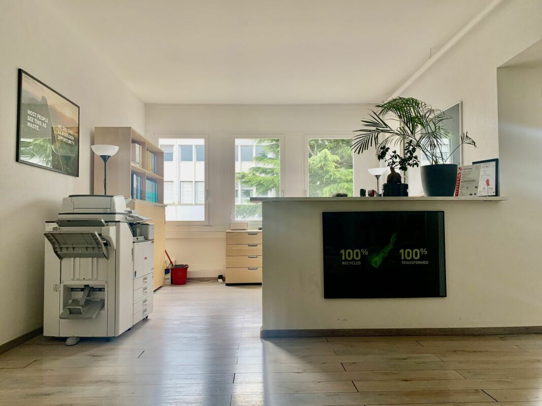 520m² Büro, Foto 1 von 10