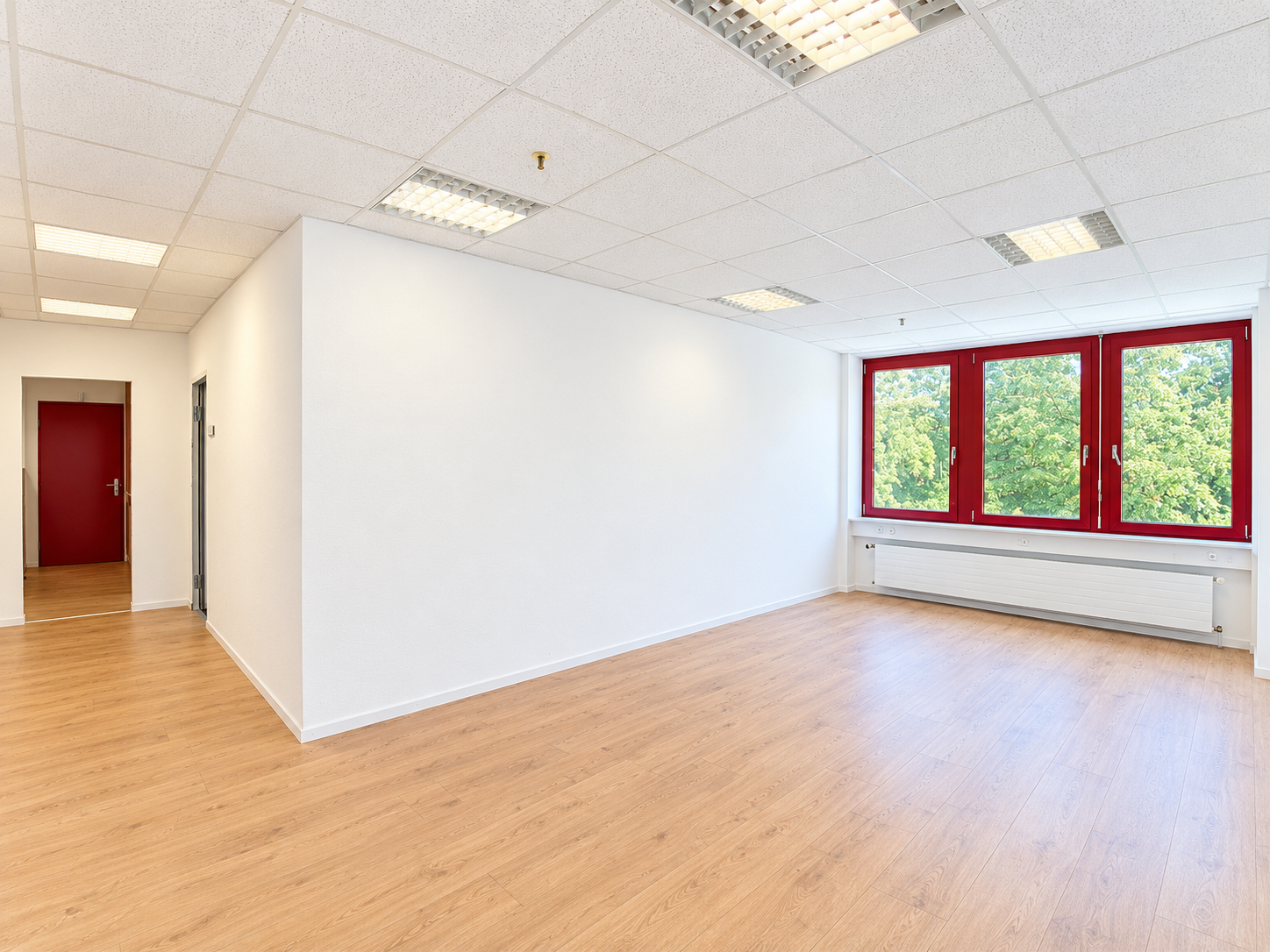 310m² Büro, Foto 4 von 4