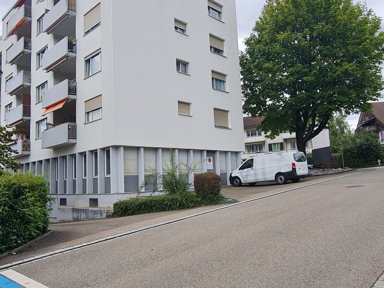 170m² office