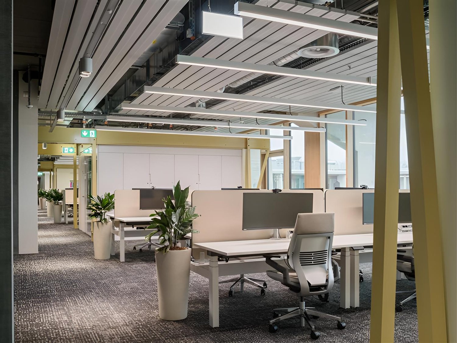 Bureaux de 2000m², photo 3 sur 5