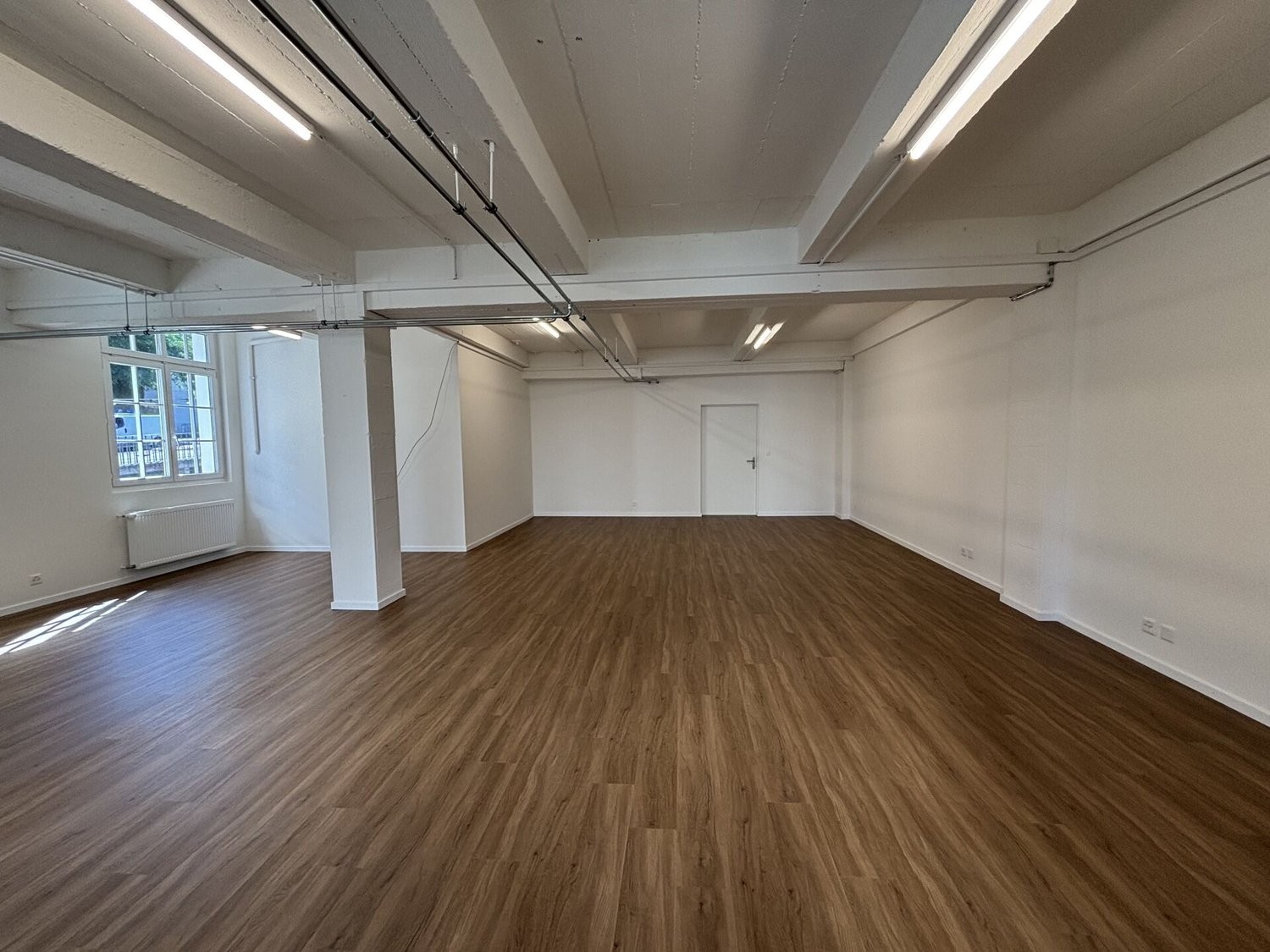 83m² Büro, Foto 2 von 4