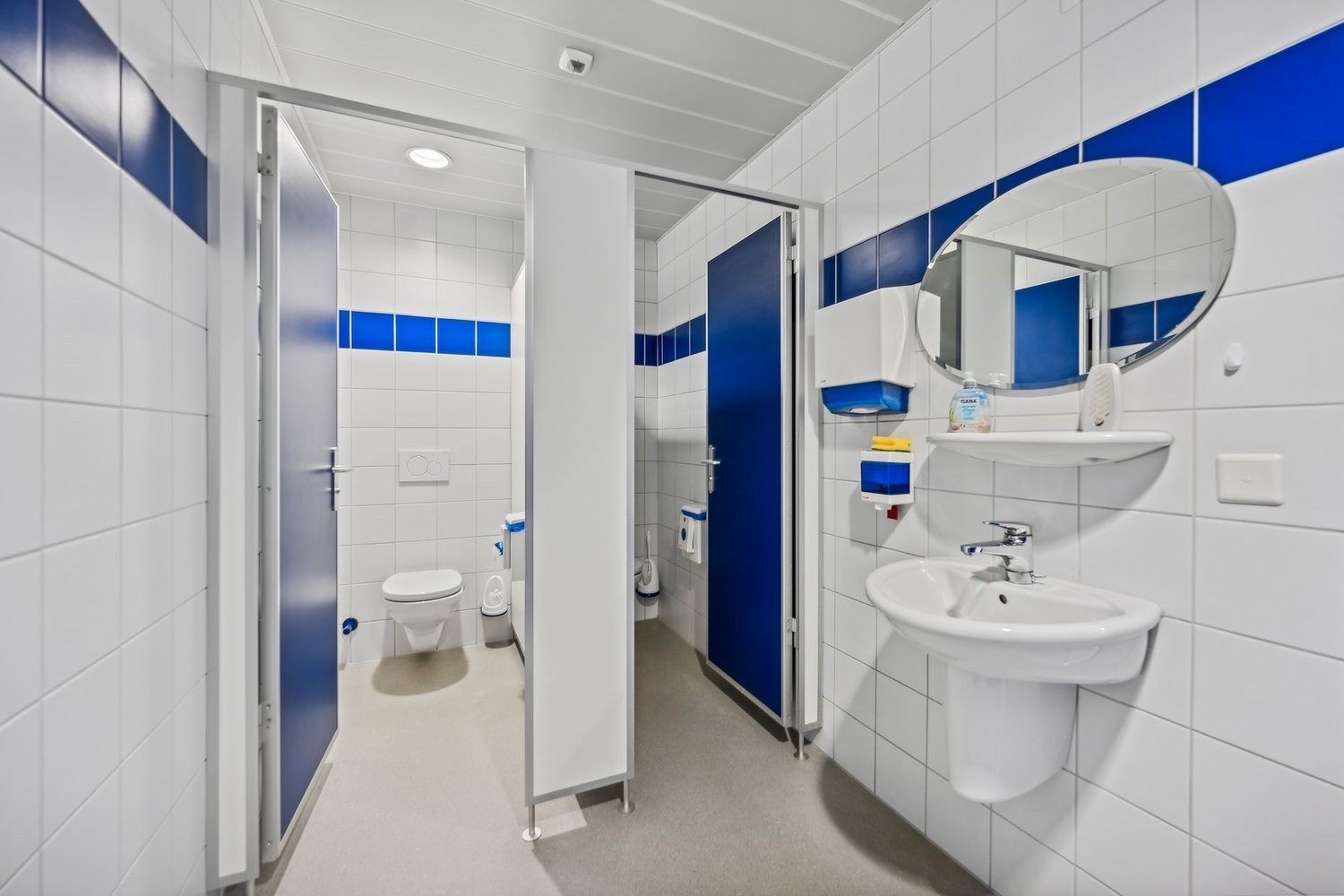 815m² office, Foto 6 von 9