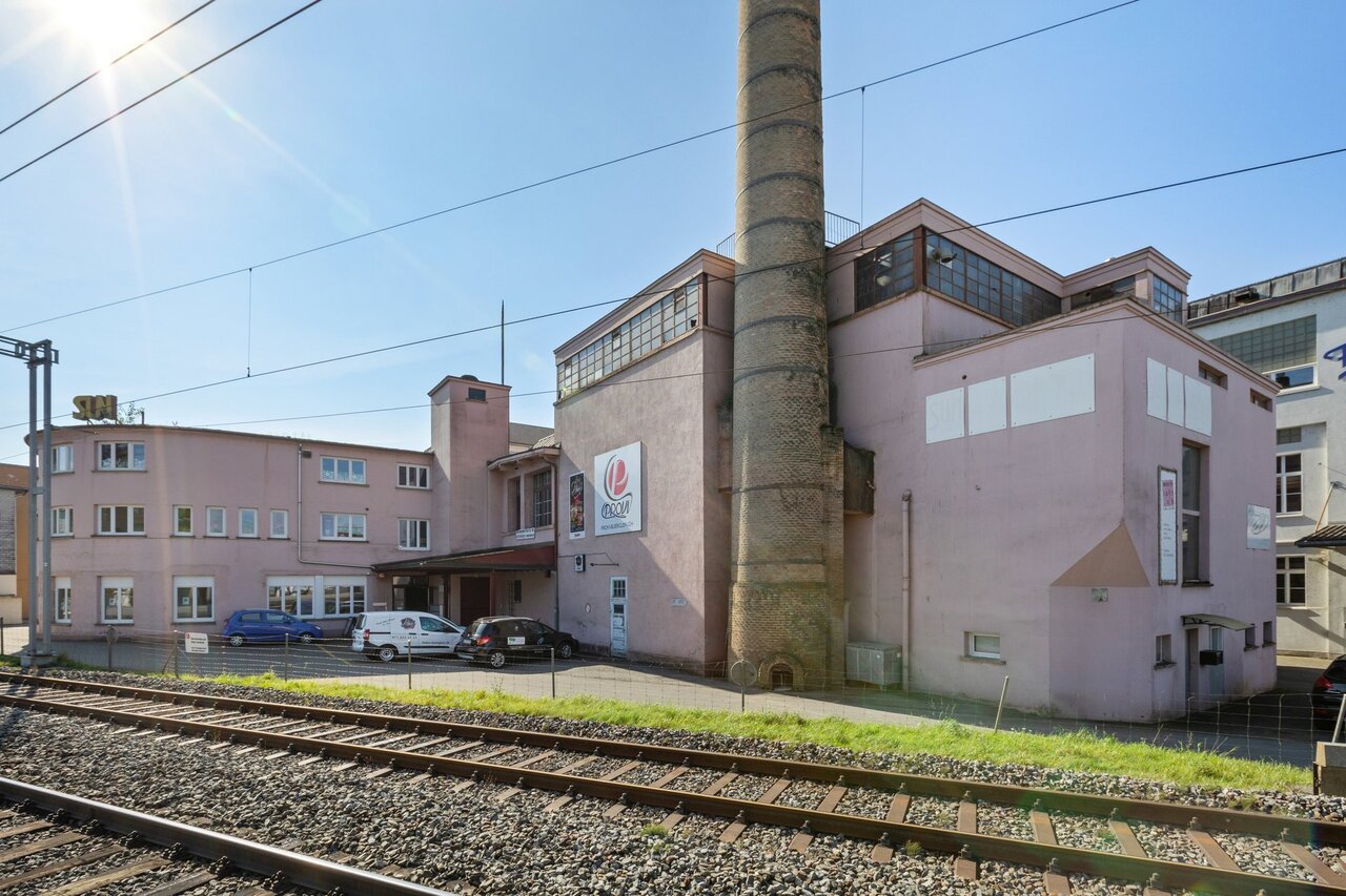 670m² commercial, photo 10 sur 10