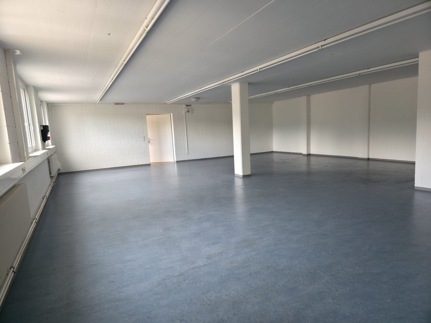 198m² commercial