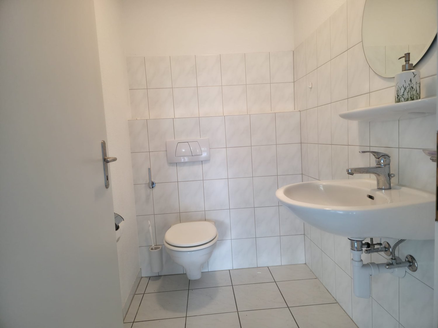 198m² commercial