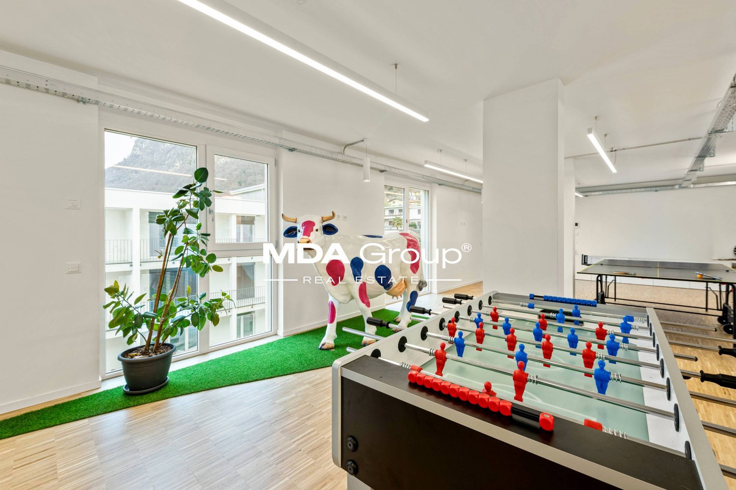 890m² Büro, Foto 9 von 10