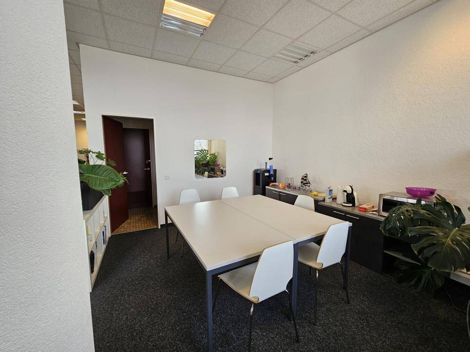 234m² Büro
