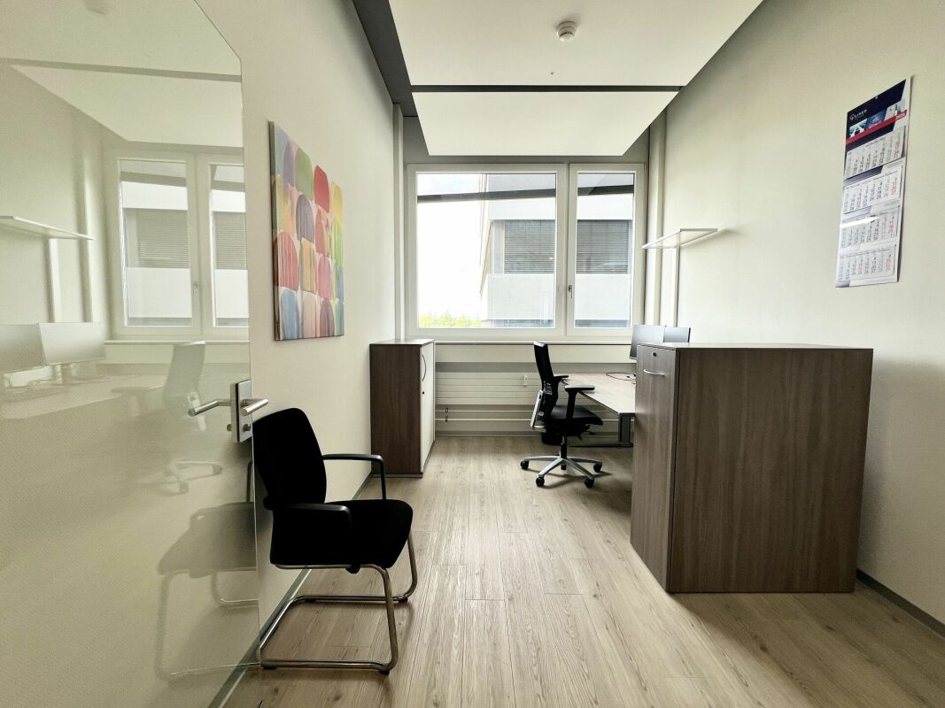396m² office, photo 5 of 10