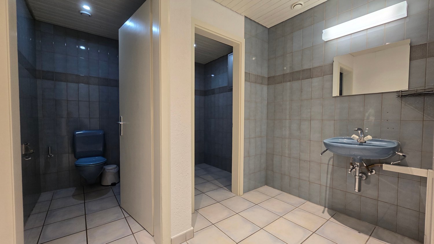 170m² office