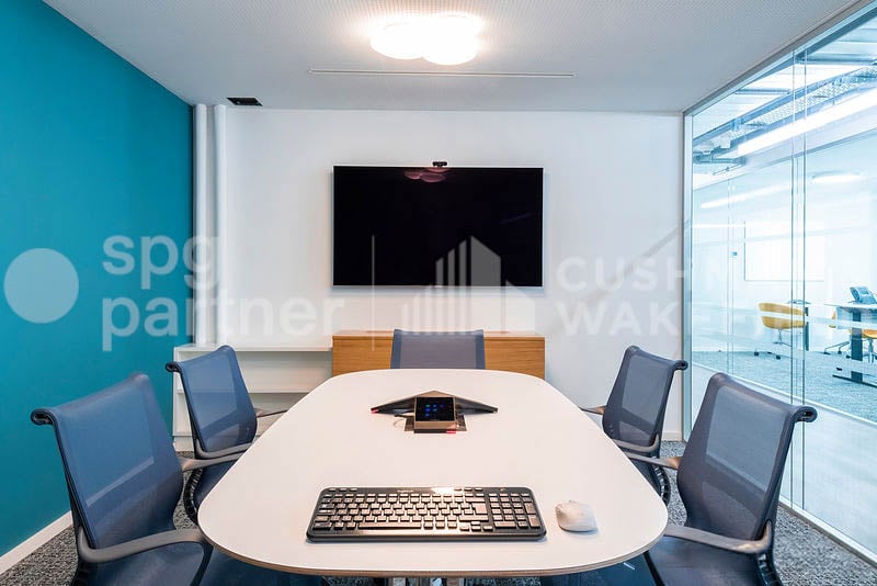820m² Büro, Foto 3 von 10
