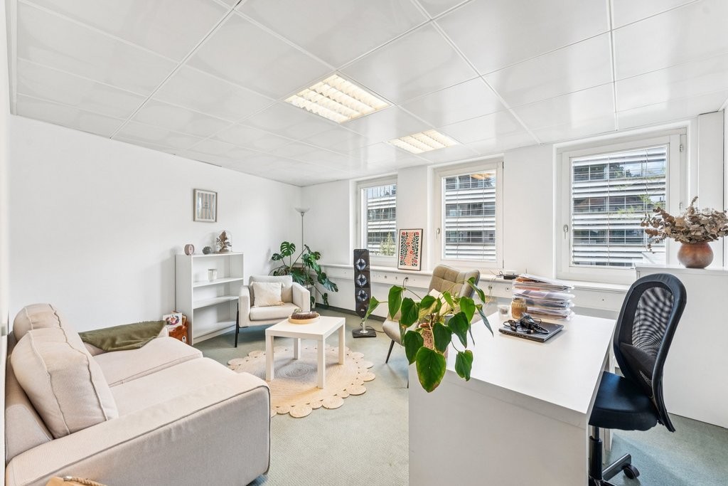 140m² Büro