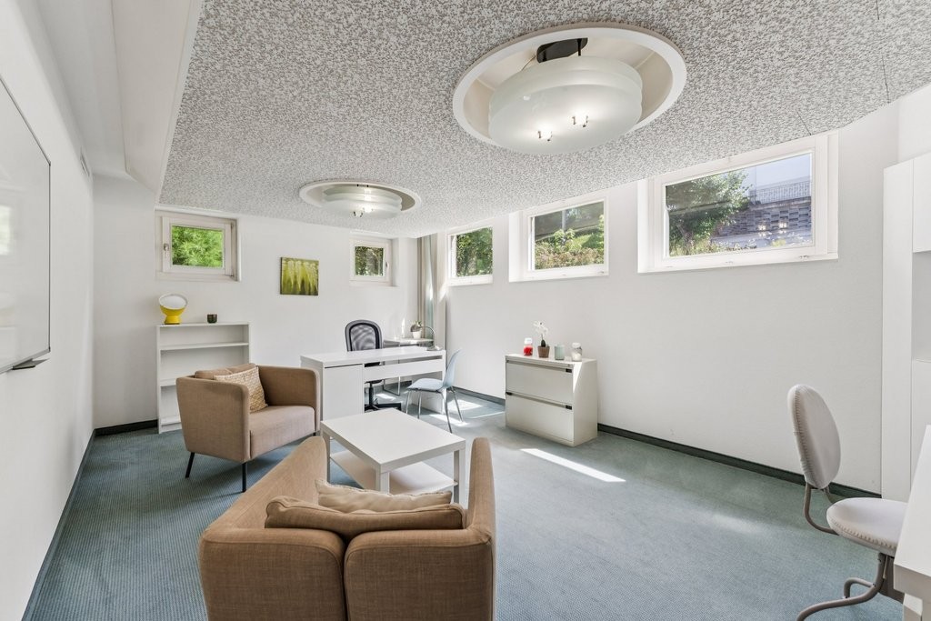 140m² Büro