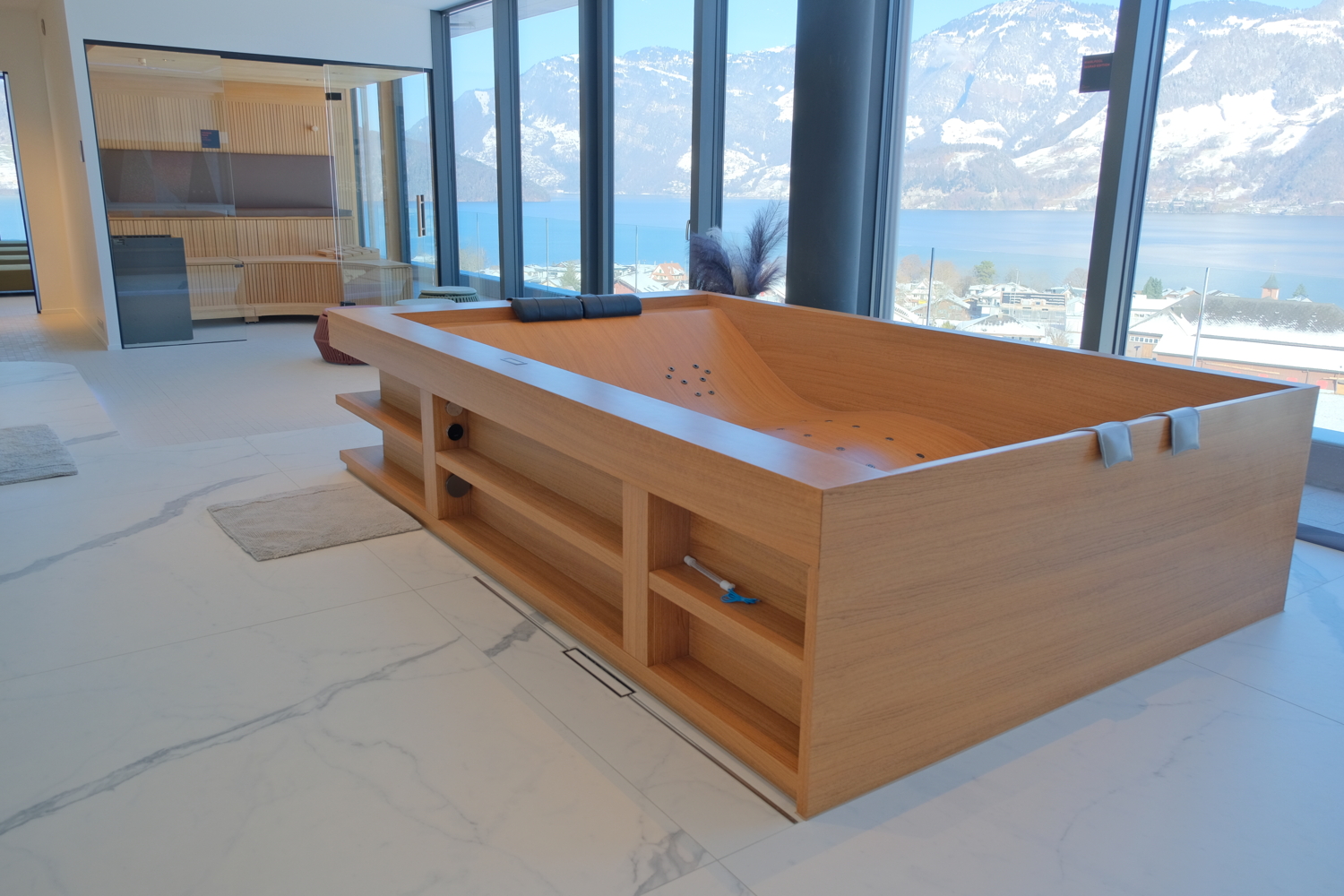 186m² commercial