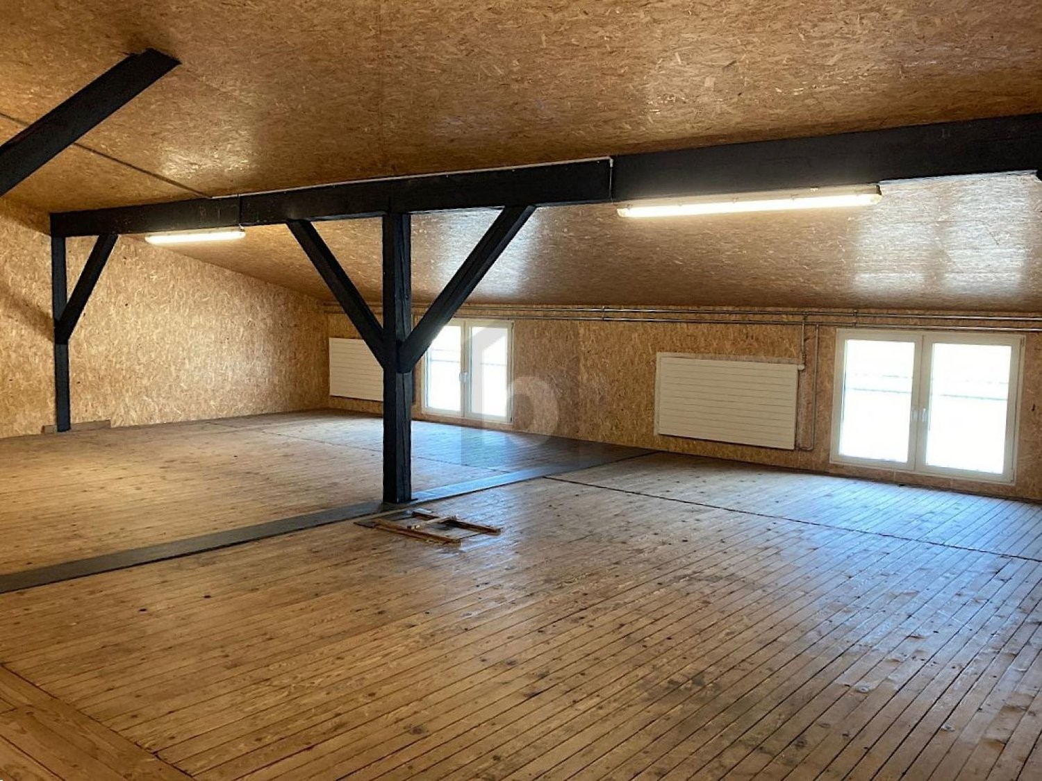 100m² storage room, Foto 1 von 4